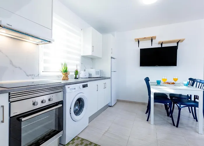 1l. Cozy Flores With Pool * Costa Adeje (Tenerife)